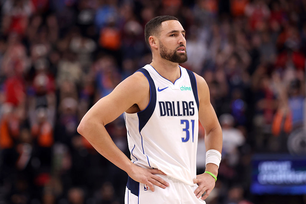 Dallas Mavericks v Los Angeles Clippers