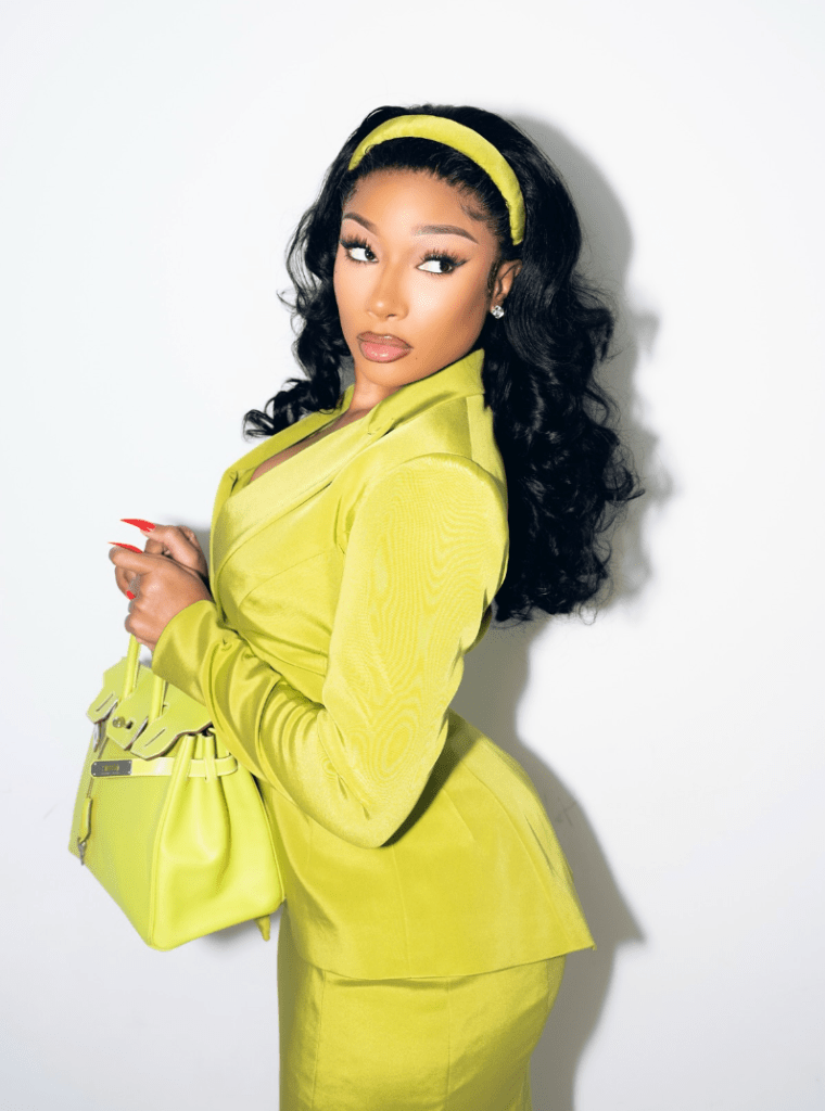 Soft Waves + Headband (1920s Vibes)