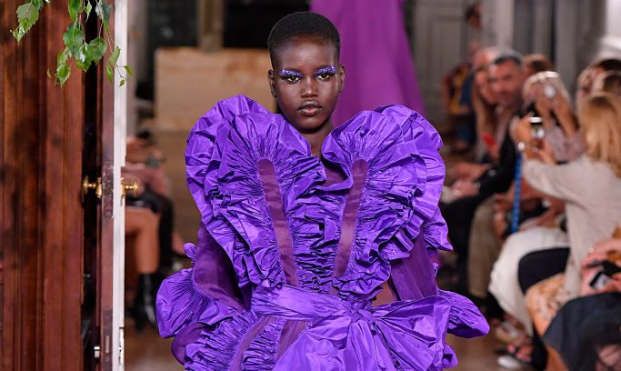 Valentino : Runway - Paris Fashion Week - Haute Couture Fall/Winter 2019/2020