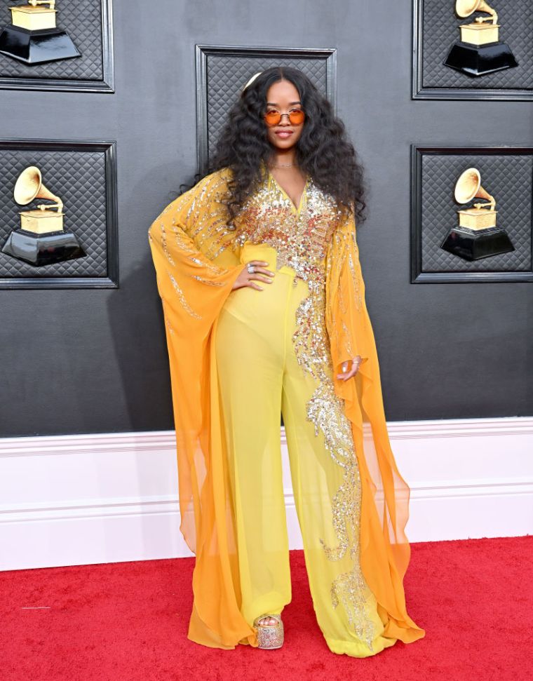 H.E.R. at the 64th Annual GRAMMY Awards
