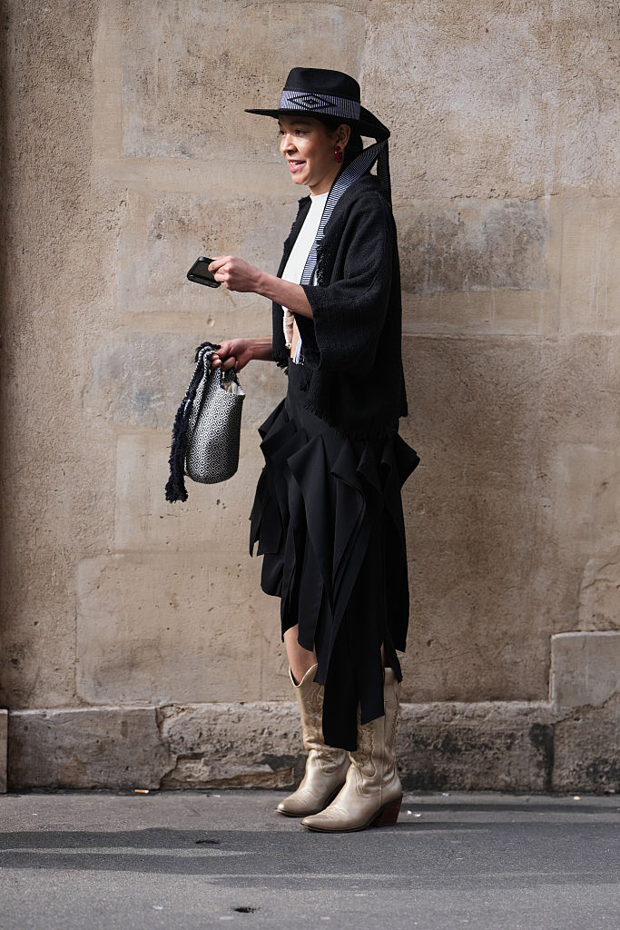 Street Style - Paris Fashion Week - Womenswear Fall/Winter 2026/2027 - Day 6