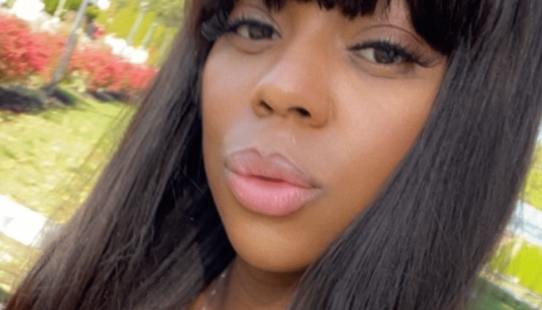 Shamika Sanders, Hellobeautiful Editorial Director | Women To Know: Beauty Brand Founding Mothers Cover | 2026-03-27