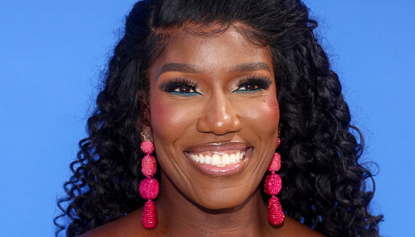 Dianna "Miss D" Williams: Adult Film Past Helps Me Mentor Dianna "Miss D" Williams: Adult Film Past Helps Me Mentor