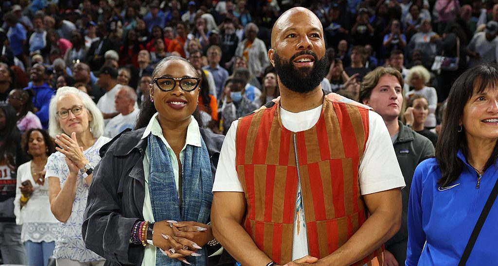 Jennifer Hudson & Common Performing Together Has Fans In Their Feelings Las Vegas Aces v Chicago Sky